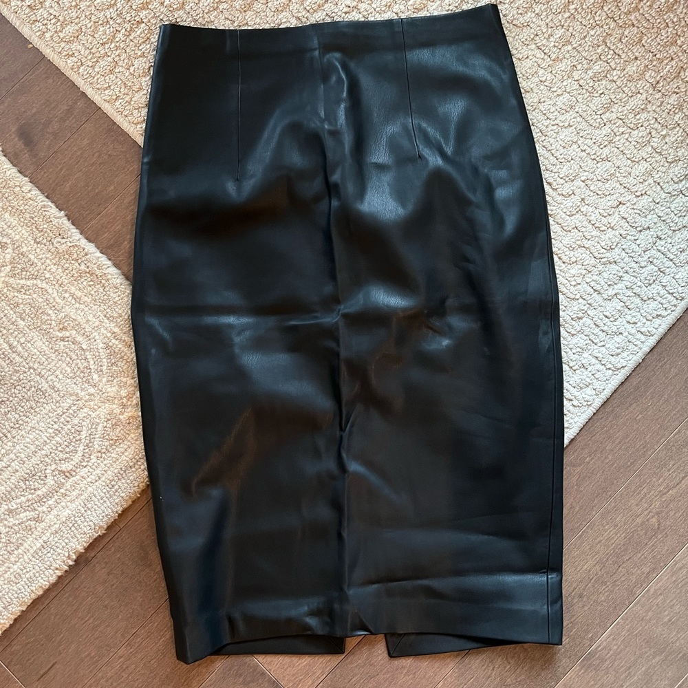 Forever 21 Faux Leather Skirt